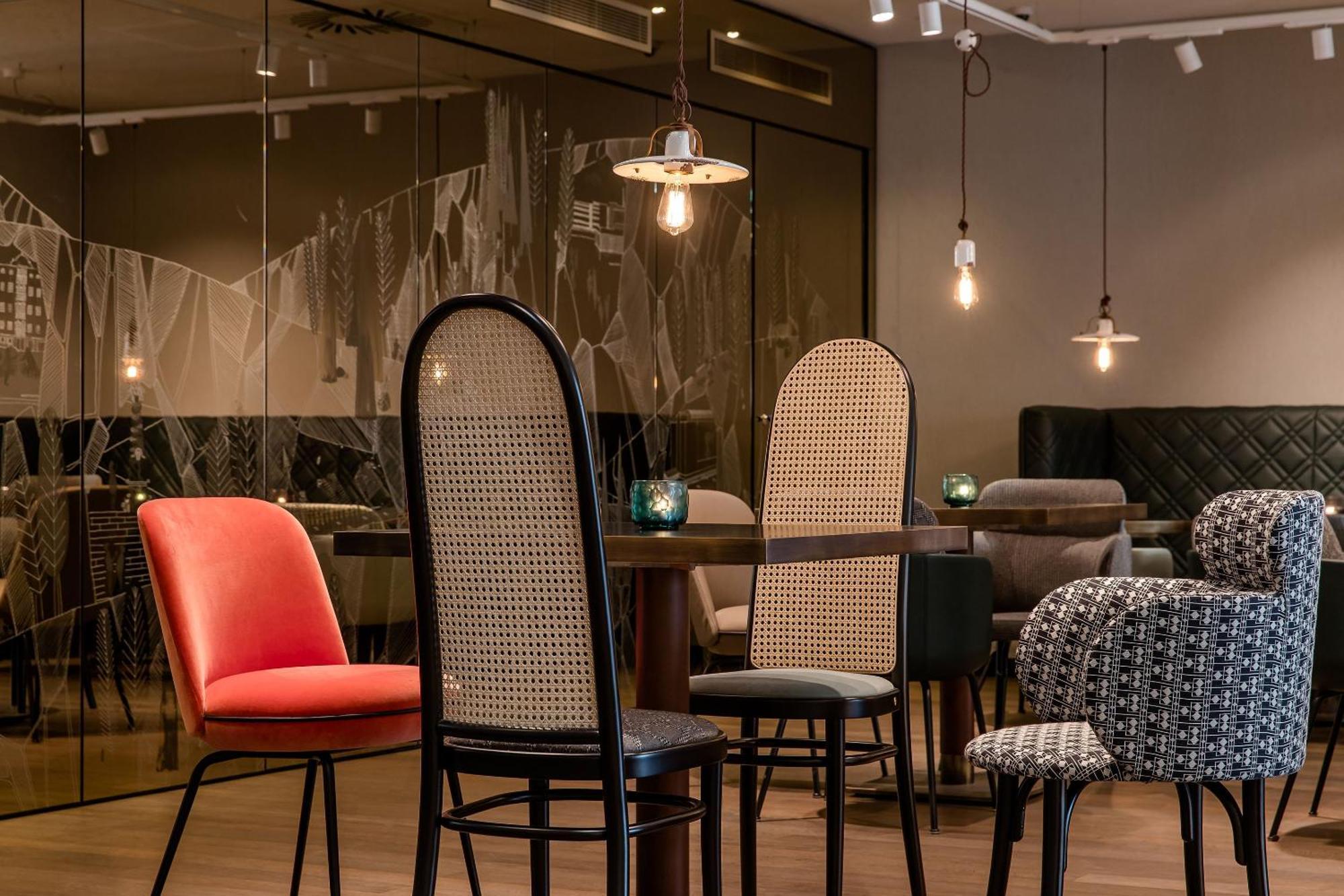 Motel One Linz-Hauptplatz Exterior photo