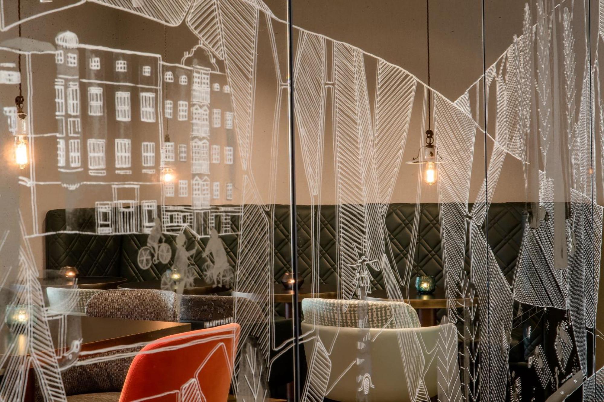 Motel One Linz-Hauptplatz Exterior photo